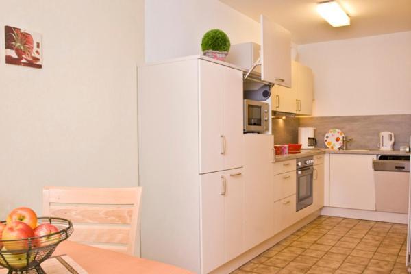 Haus Alexandra Inkl Meinecard Plus فيلنغن الغرفة الصورة